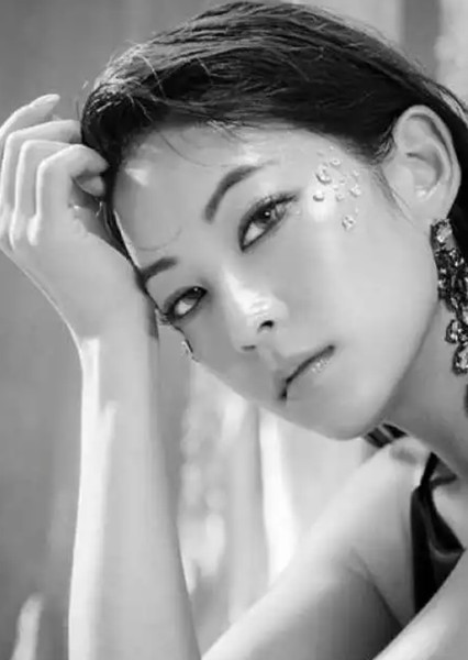 Arden Cho photo