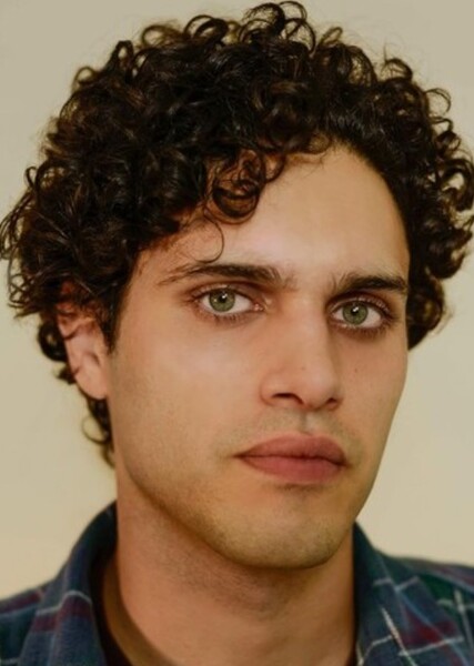 Aria Shahghasemi