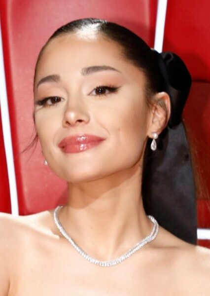 Ariana Grande photo
