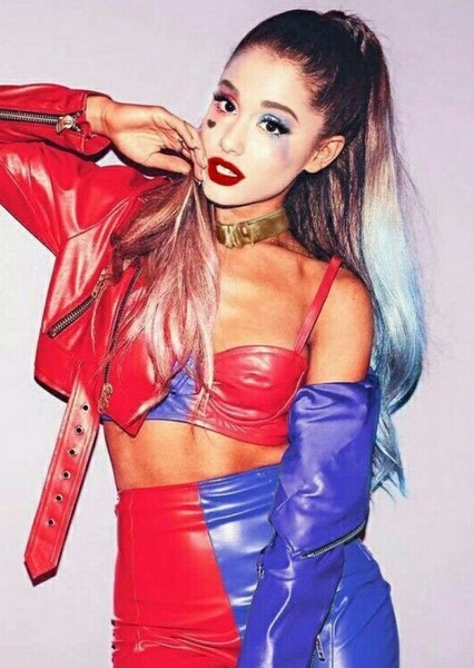 Ariana Grande photo