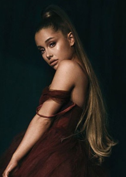 Ariana Grande photo