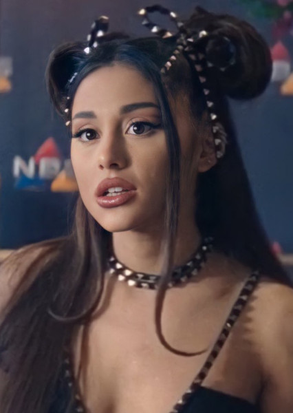 Ariana Grande photo