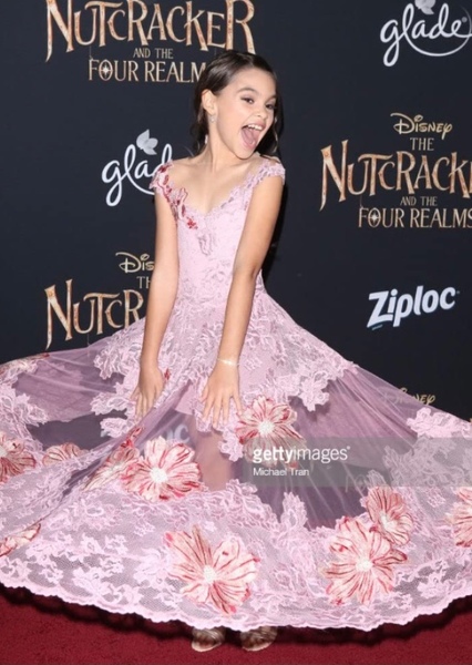 Ariana Greenblatt photo