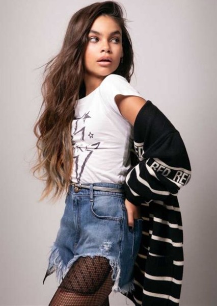 Ariana Greenblatt photo