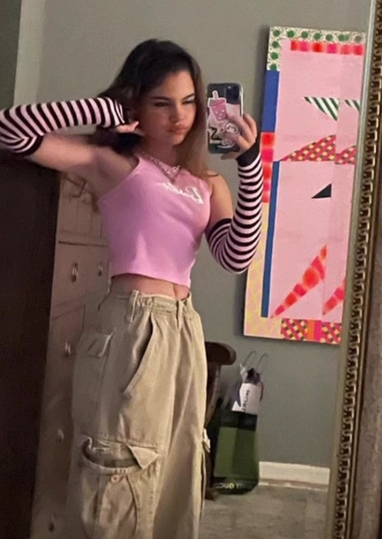 Ariana Greenblatt photo