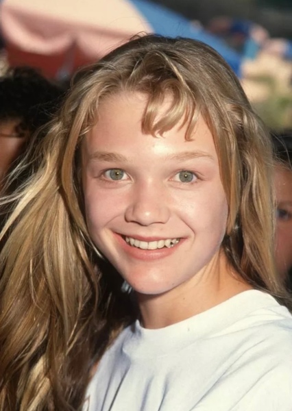 Ariana Richards photo