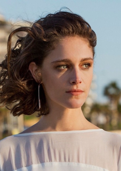 Ariane Labed photo