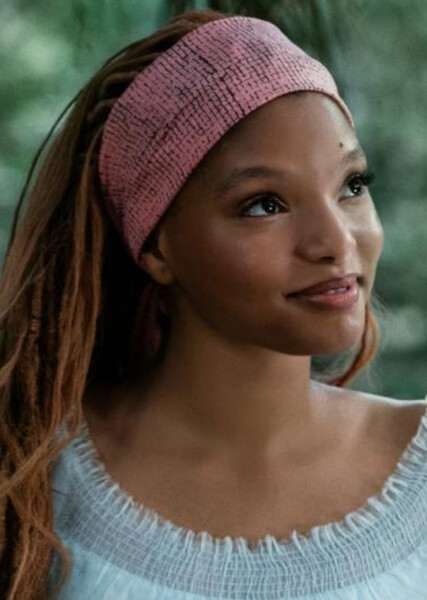 Ariel (Halle Bailey) photo