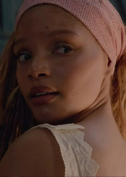 Ariel (Halle Bailey) photo