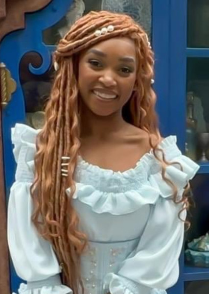 Ariel (Halle Bailey) photo