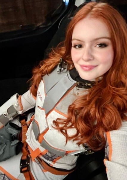 Ariel Winter photo