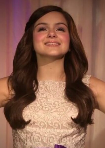 Ariel Winter photo