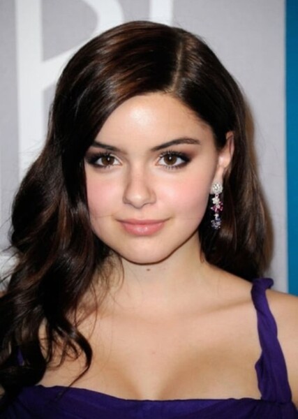 Ariel Winter photo