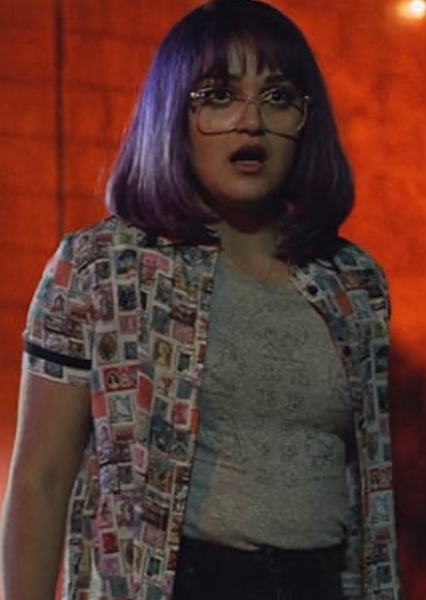 Ariela Barer photo