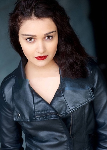 Ariela Barer photo