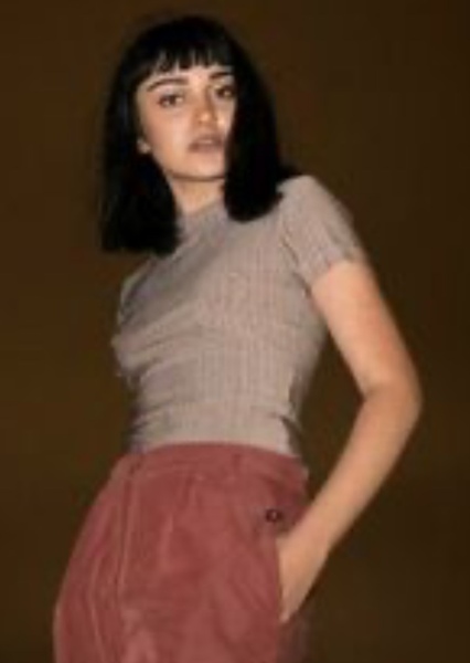 Ariela Barer photo