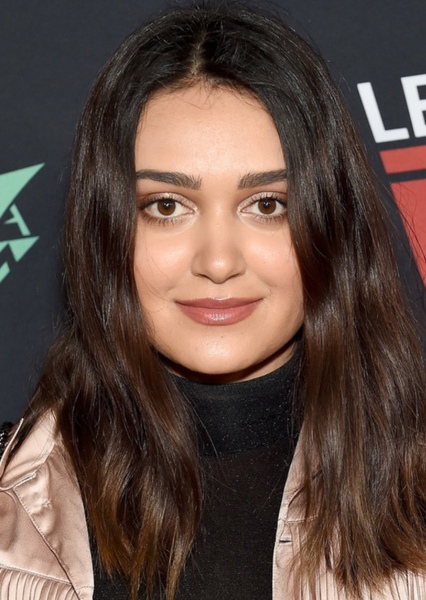 Ariela Barer photo