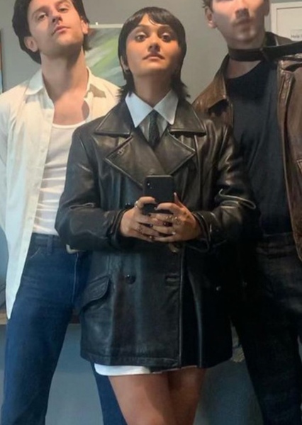 Ariela Barer photo