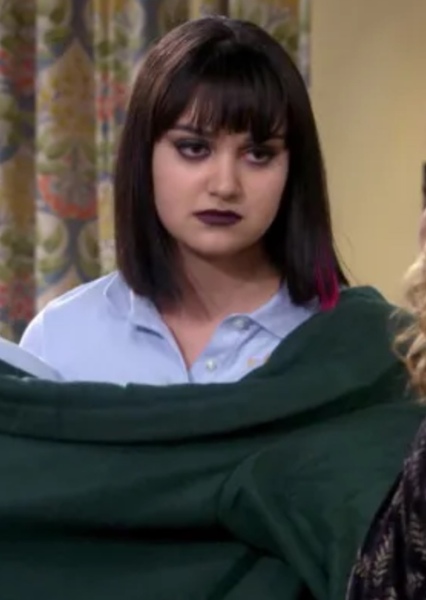 Ariela Barer photo