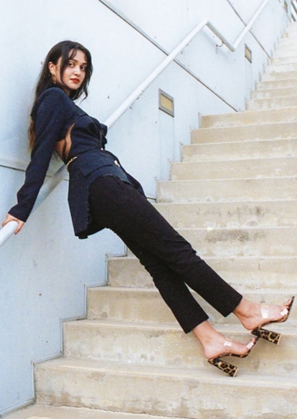 Ariela Barer photo