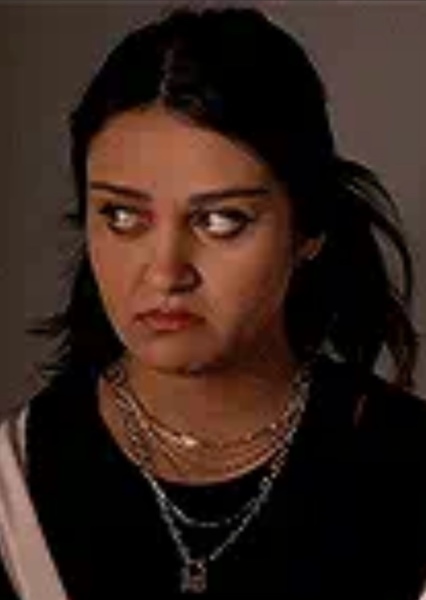 Ariela Barer photo