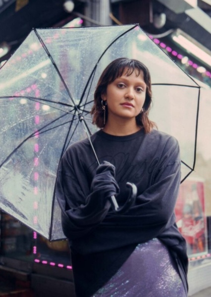 Ariela Barer photo