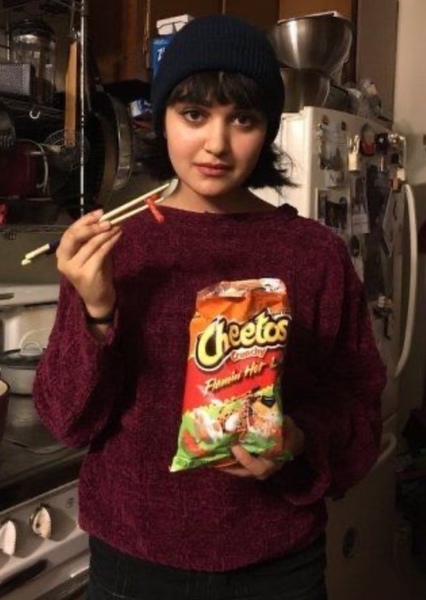 Ariela Barer photo