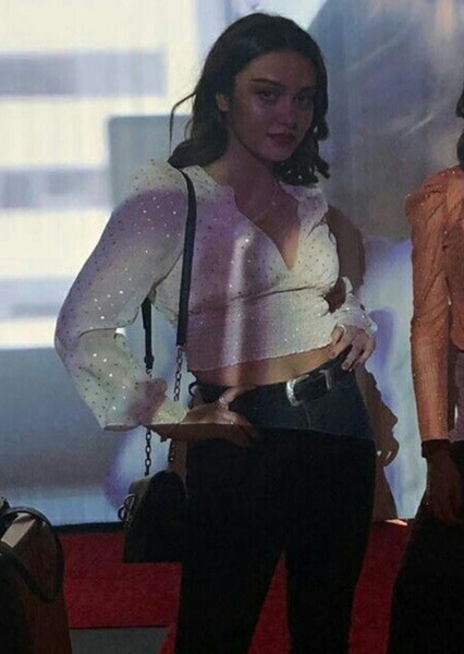 Ariela Barer photo