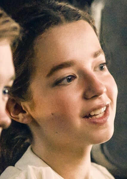 Ariella Glaser photo