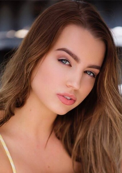 Arielle Cartwright photo
