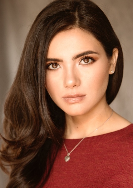 Arienne Mandi photo