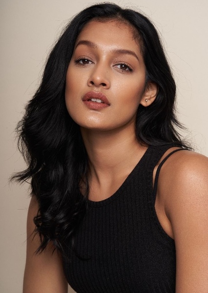 Ariya Larker photo