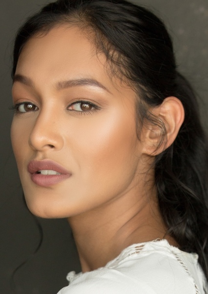 Ariya Larker photo