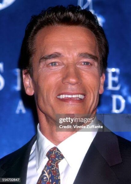 Arnold Schwarzenegger photo
