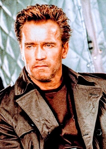 Arnold Schwarzenegger photo