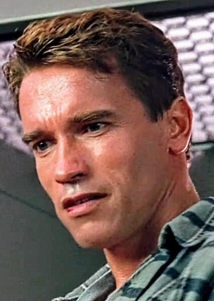Arnold Schwarzenegger photo