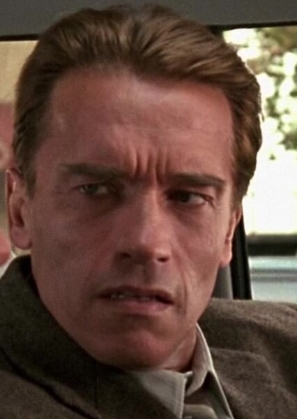 Arnold Schwarzenegger photo