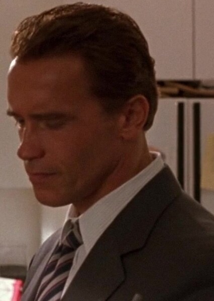 Arnold Schwarzenegger photo