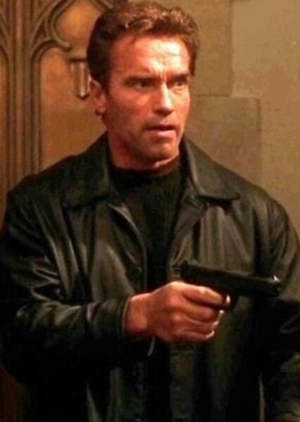 Arnold Schwarzenegger photo