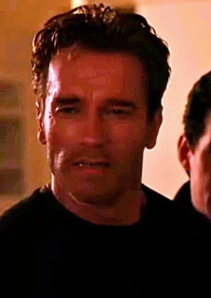 Arnold Schwarzenegger photo