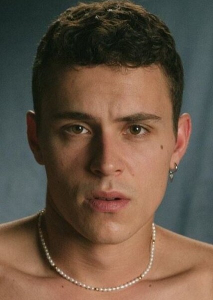 Arón Piper photo