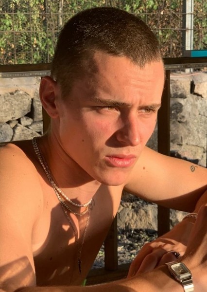 Arón Piper photo