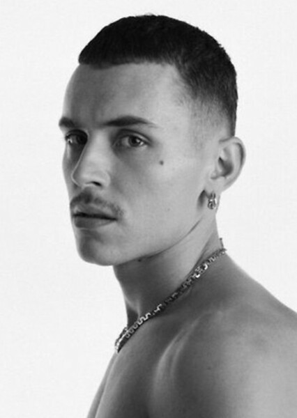 Arón Piper photo