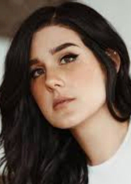 Arryn Zech photo