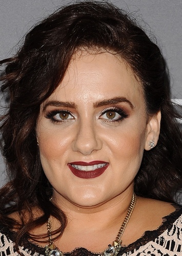 Artemis Pebdani photo