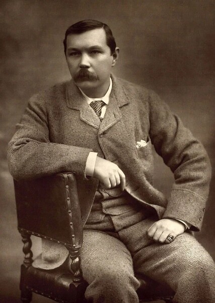 Arthur Conan Doyle photo