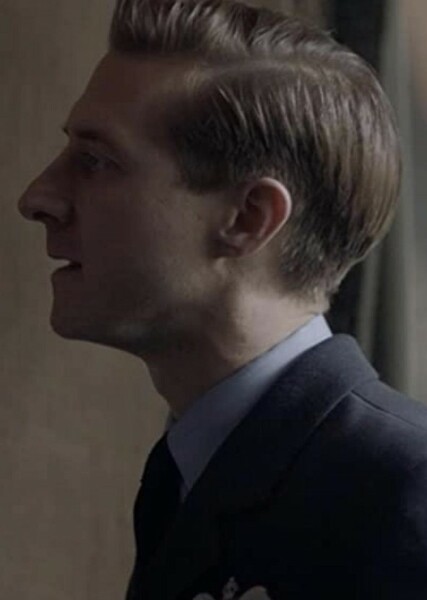 Arthur Darvill photo
