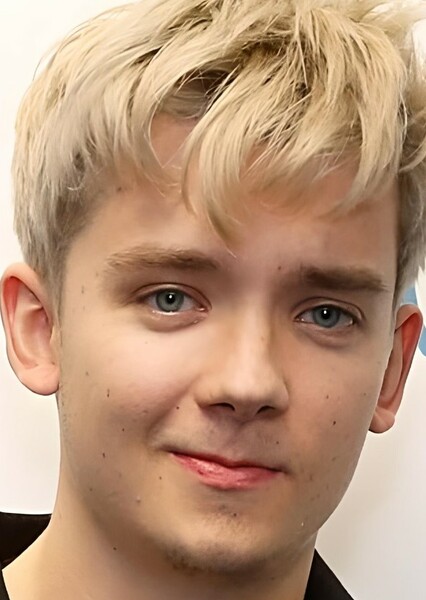 Asa Butterfield photo