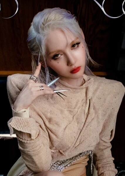 Ash-B photo
