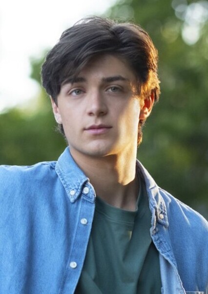 Asher Angel photo